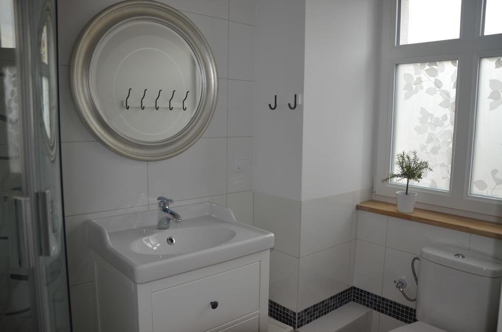 Bialy Dom Apartment อุสตกา ภายนอก รูปภาพ