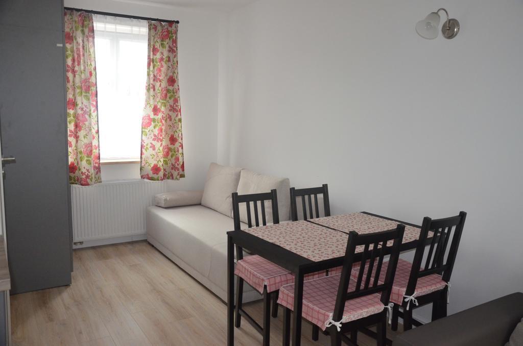 Bialy Dom Apartment อุสตกา ภายนอก รูปภาพ